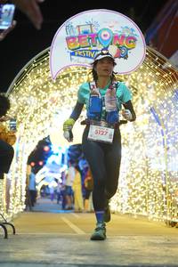 BIB: 5127
                            <button type="button" onclick="openModal(21830338)" class="btn btn-primary btn-sm float-right btn-popup" data-toggle="modal" data-target=".modal-high-quality">
                        <i class="fas fa-shopping-cart"></i> Add to Cart
                    </button>
                                            <button type="button" onclick="isThisMe(21830338, true)" class="btn btn-success btn-sm float-right btn-popup btn-isme hidden" data-toggle="tooltip" data-placement="bottom" title="นี่คือรูปของคุณใช่ไหม คลิกที่นี่เพื่อเอาเข้าอัลบั้ม">
                        <i class="fas fa-plus"></i> Add to album
                    </button>
                    <button type="button" onclick="isThisMe(21830338, false)" class="btn btn-warning btn-sm float-right btn-popup btn-isnotme hidden">
                        <i class="fas fa-ban"></i> Remove from album
                    </button>